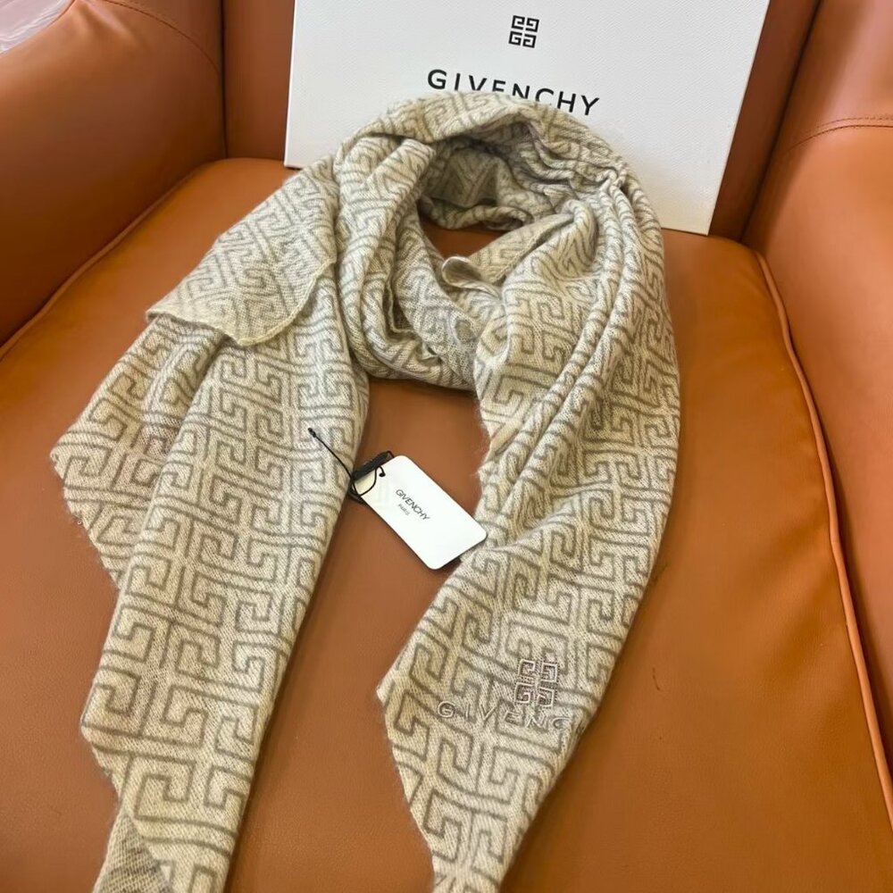 Givenchy Wool Scarf - Picture 7 of 9